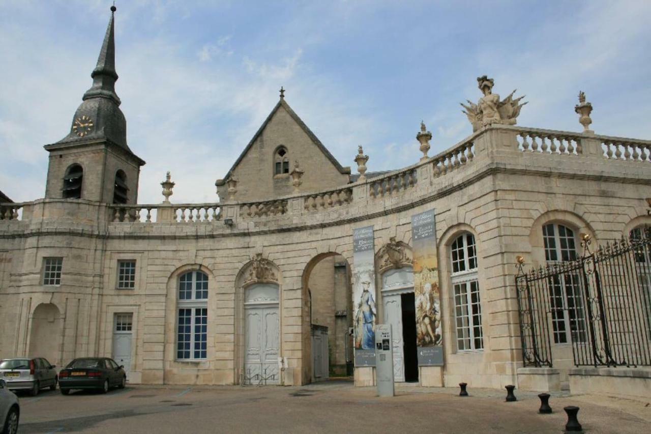 Апартаменты Studio De Charme Au Pays De La Madeleine Commercy Экстерьер фото